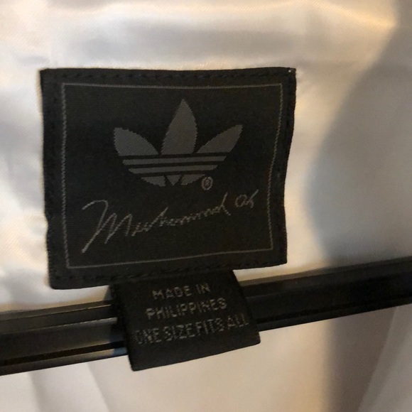 Muhammad Ali Boxing Robe - Picture 7 of 12